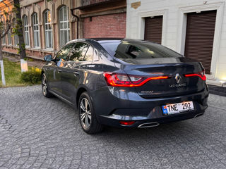 Renault Megane фото 0