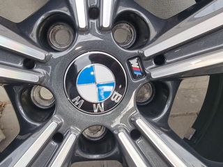 Jante BMW M cu anvelope de iarna uzate 2000 km foto 4