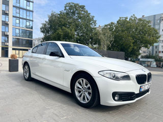 BMW 5 Series foto 5