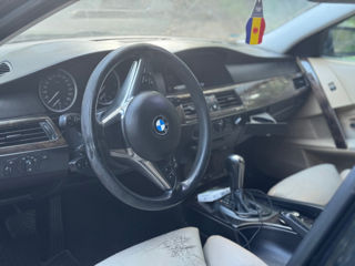 BMW 5 Series foto 4