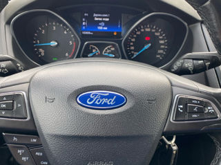 Ford Focus foto 6