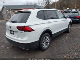 Volkswagen Tiguan foto 6