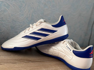 Adidas, new balance,  Hugo boss foto 4