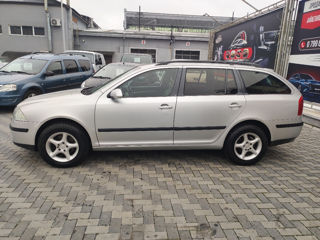 Skoda Octavia foto 3