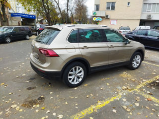 Volkswagen Tiguan foto 2