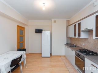 Apartament cu 1 cameră, 53 m², Buiucani, Chișinău foto 3