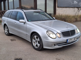 Mercedes E-Class foto 2