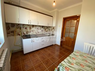 Chirie apartament 2 camere, 55 mp, reparație euro, Botanica 260 € foto 4