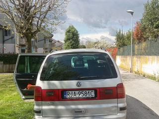 Volkswagen Sharan foto 3