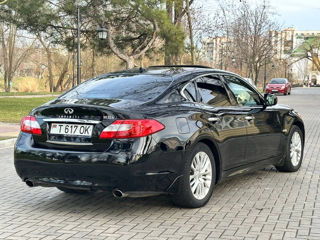 Infiniti M foto 6