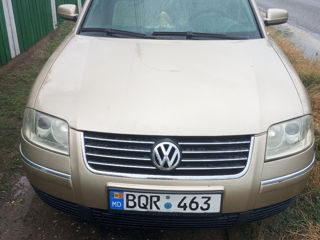 Volkswagen Passat foto 1