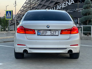 BMW 5 Series foto 6