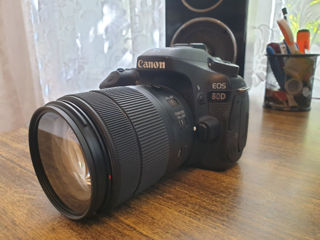 Продам Canon 80D с объективом 18-135mm foto 1