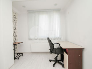 Apartament cu 2 camere, 65 m², Telecentru, Chișinău foto 3