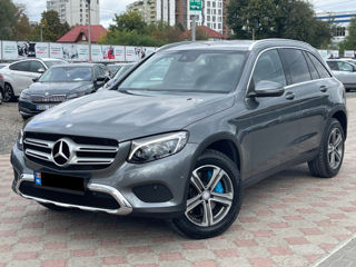 Mercedes GLC foto 1