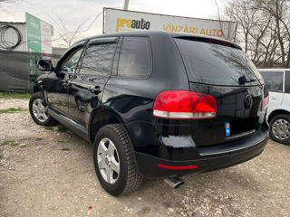 Volkswagen Touareg foto 3