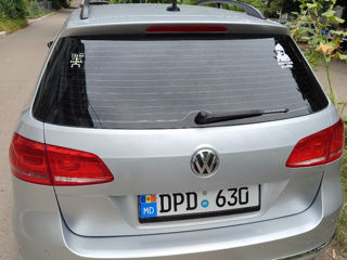 Volkswagen Passat foto 2