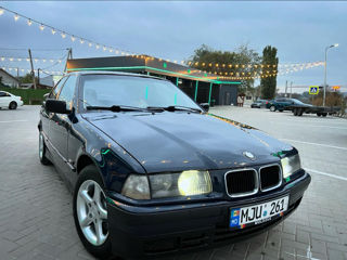 BMW 3 Series foto 9