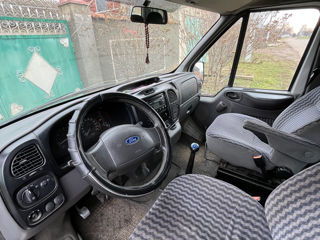 Ford Transit foto 9