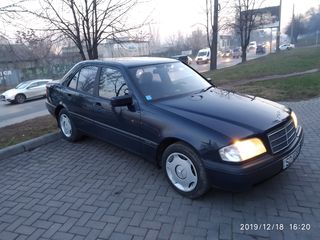 Mercedes C Class foto 1