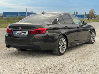 BMW 5 Series foto 4