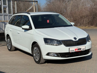 Skoda Fabia foto 2