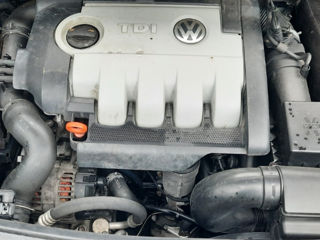 Volkswagen Touran foto 6