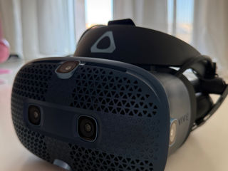 Vând Ochelari VR HTC Vive Cosmos foto 3