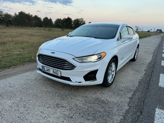 Ford Fusion foto 5