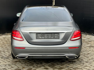 Mercedes E-Class foto 5