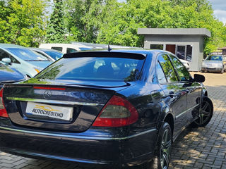 Mercedes E-Class foto 15