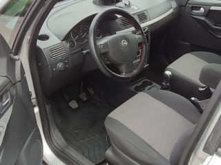 Opel Meriva foto 8