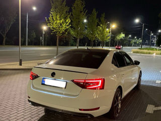 Skoda Superb foto 5