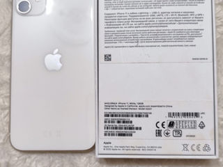 Vând iPhone 11,128 Gb,bateria 82% foto 6