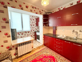 Apartament cu 1 cameră, 48 m², Botanica, Chișinău foto 2