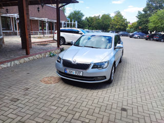 Skoda Superb foto 1