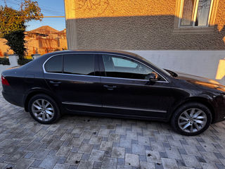 Skoda Superb foto 4