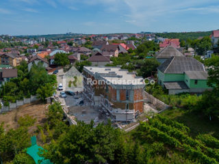 Townhouse cu terasă în or. Durlești, 190 mp, panoramă spre pădure! foto 15