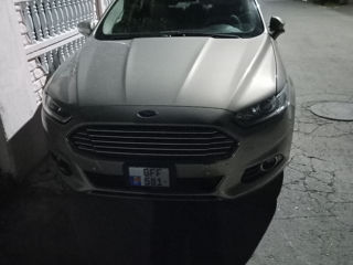 Ford Fusion foto 3