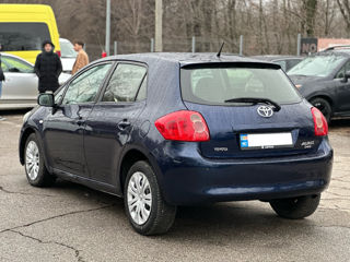 Toyota Auris foto 3