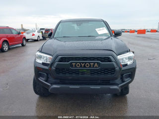 Toyota Tacoma foto 2