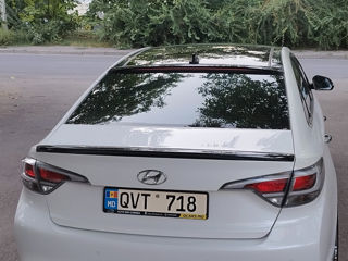 Hyundai Sonata foto 2