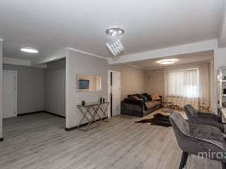 Apartament cu 3 camere, 114 m², Centru, Chișinău foto 7
