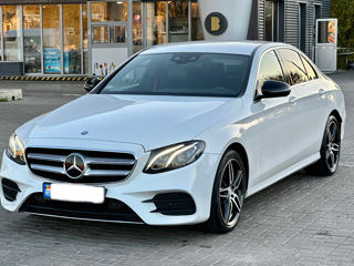 Mercedes E-Class foto 2