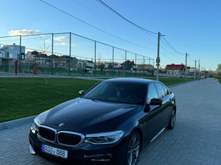 BMW 5 Series foto 3