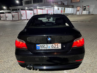 BMW 5 Series foto 6