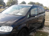 Volkswagen Touran foto 5