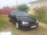 Toyota Avensis foto 8