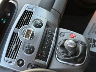 Renault Scenic фото 9