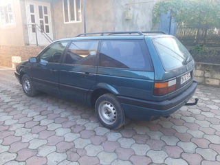 Volkswagen Passat foto 3